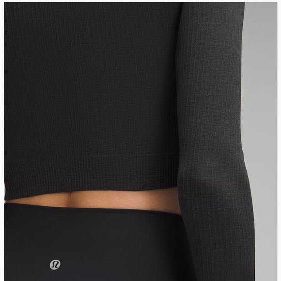Lululemon Ebb to Street Long-Sleeve Shirt. Black, ribbed, cropped. - Picture 4 of 8
